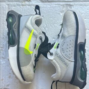 Toddler Nike Air Max, size 5C